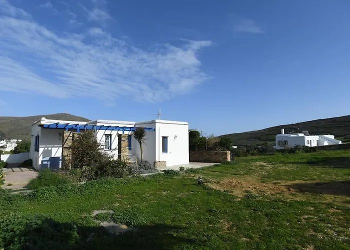 Lovely For 2 Ppl In Tinos Apartment *