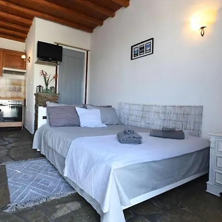 Lovely For 2 Ppl In Tinos شقة