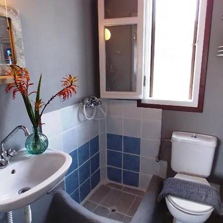 Apartamento Lovely For 2 Ppl In Tinos *